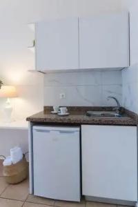 Mirage Studios - 173