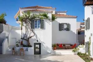 Отель «Yayaki Spetses», Спеце