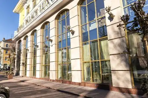Royal Palace Luxury And Spa - 1