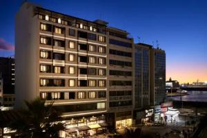The Port Square Hotels, Пирей