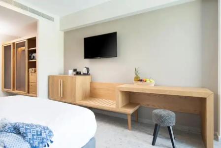 Portes Lithos Luxury Resort - 5