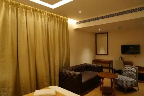 The Kings Park Grand - 91