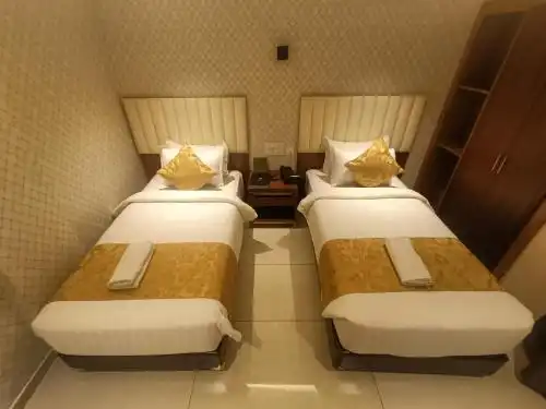 The Kings Park Grand - 83