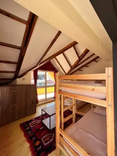 Blue Door Hostel - 22