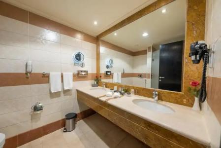 Myrion Beach Resort & Spa - 10