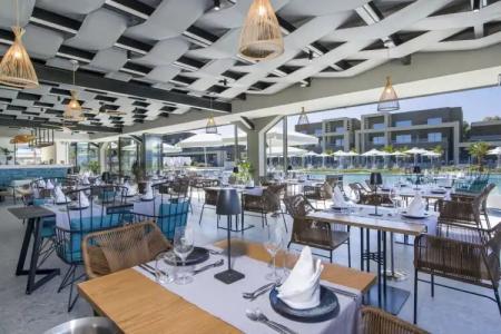 Myrion Beach Resort & Spa - 38