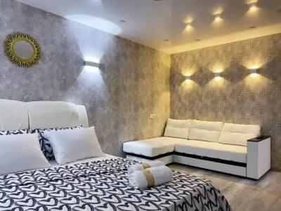 Пожарского 8 - 3