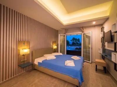 Paradise Resort - 282