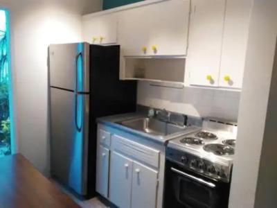 Green Island Inn - 11