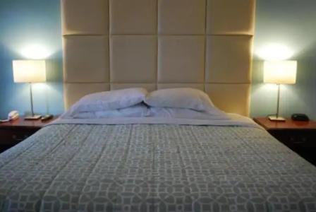 Green Island Inn - 5