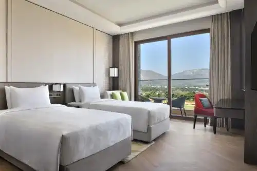 JW Marriott Bengaluru Prestige Golfshire Resort & Spa - 11