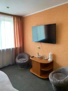 Центральная - 42