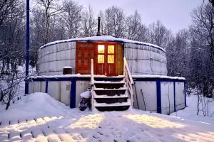 Гостевой дом «Северная Юрта», Кола