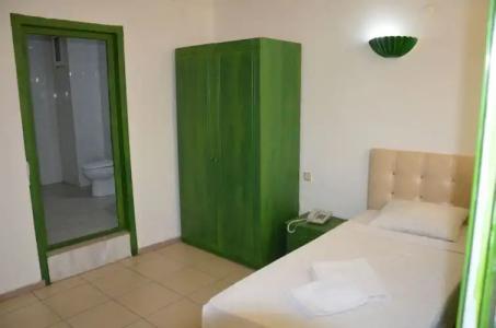 Lavinia Otel - 25