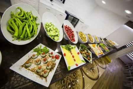 Lavinia Otel - 6