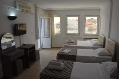 Lavinia Otel - 33