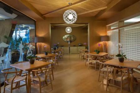 Noah's Ark Deluxe & Spa - 28