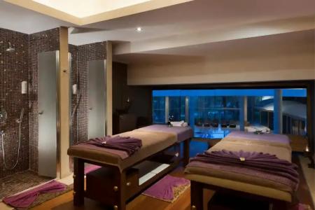 Noah's Ark Deluxe & Spa - 4