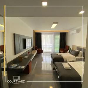 Courtyard Long Beach Holiday Resort - 18