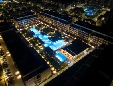 Courtyard Long Beach Holiday Resort - 4