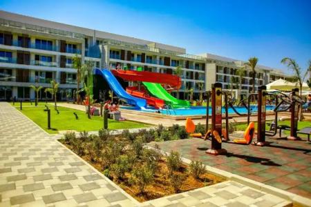 Courtyard Long Beach Holiday Resort - 2