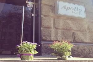 Отель «Аполло»