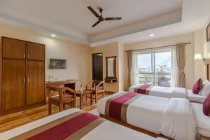 Hotel «Snow Peak», Покхара