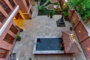 Hotel «Timila», Патан