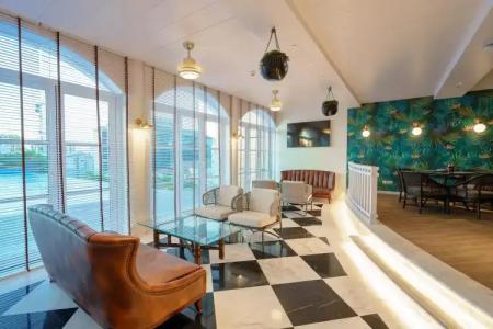 Johari Rotana - 31