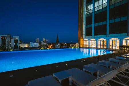 Johari Rotana - 19