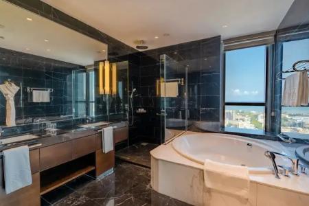 Johari Rotana - 27
