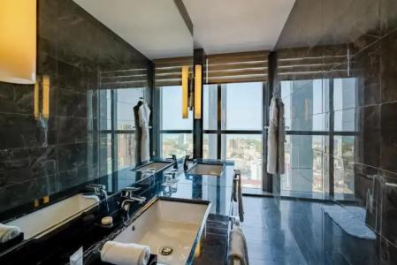 Johari Rotana - 28