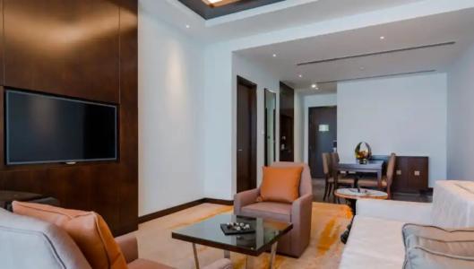 Johari Rotana - 53