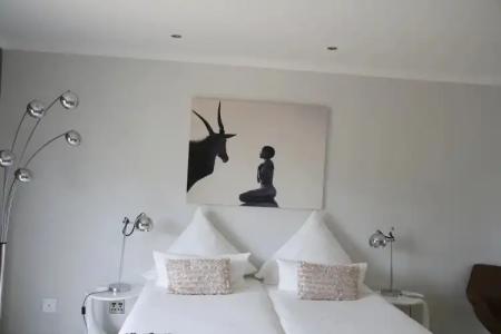 Utopia Boutique - 32