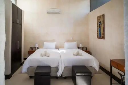 Utopia Boutique - 35