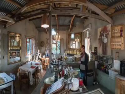 Utopia Boutique - 25