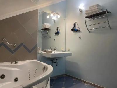 Чистые Пруды - 70