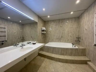 Чистые Пруды - 37