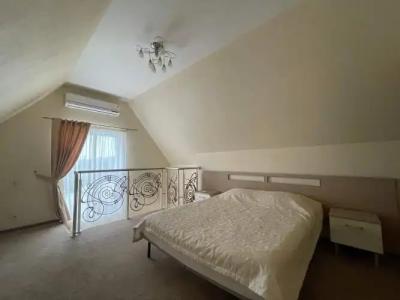 Чистые Пруды - 72