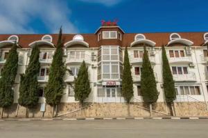 Гостиница «Рай», Рыбачье