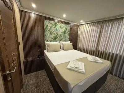 Maranda Boutique - 29