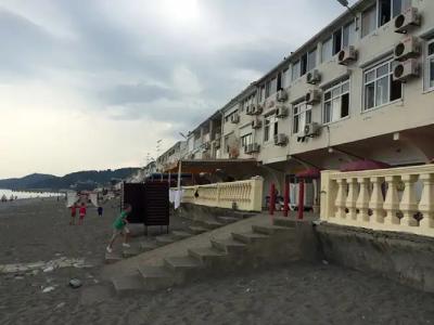 Море за окном