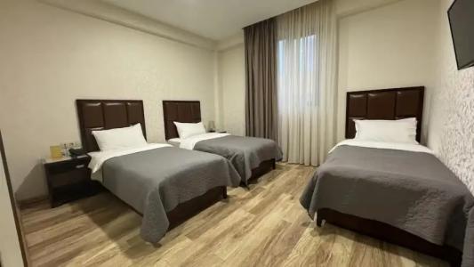 Aura в Дигоми - 63