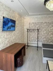 Бадамзар - 11