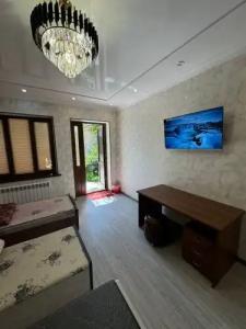 Бадамзар - 23