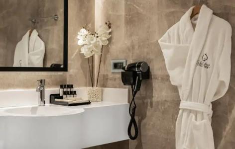 Gleam Collection - 69