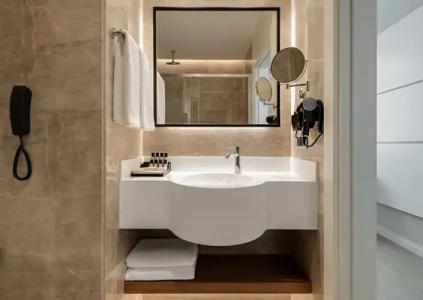 Gleam Collection - 68