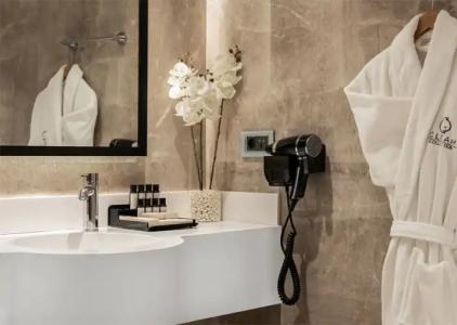 Gleam Collection - 78