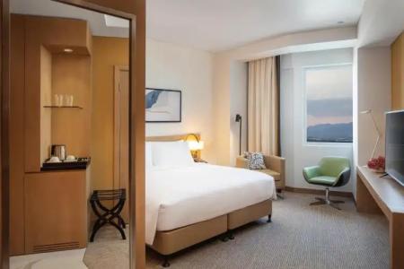 Doubletree By Hilton - 100