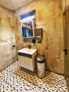 Хостел Nomad Karakoy - 31